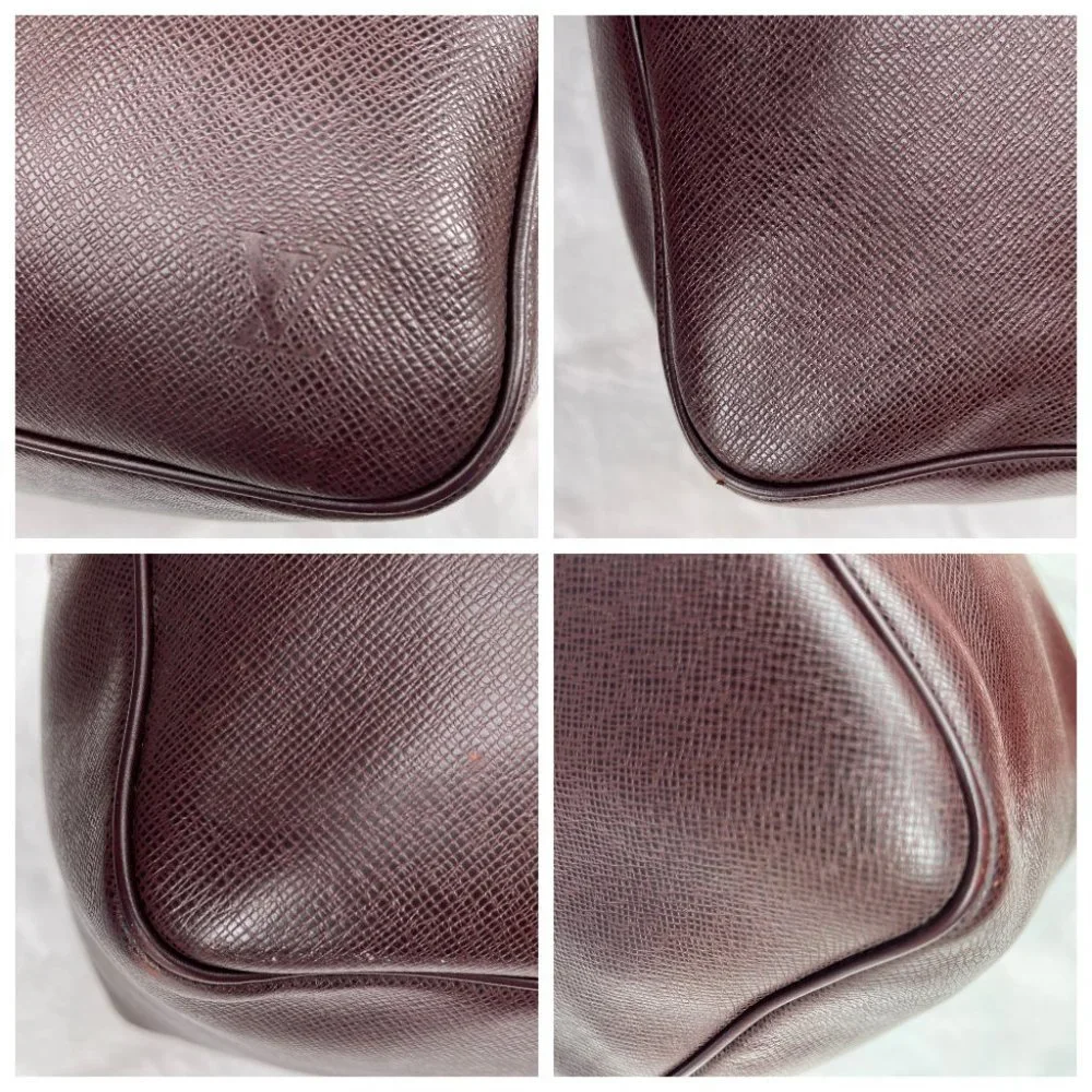 Auc Louis Vuitton Vintage - Taiga Kendall Travek bag - Picture 9 of 17